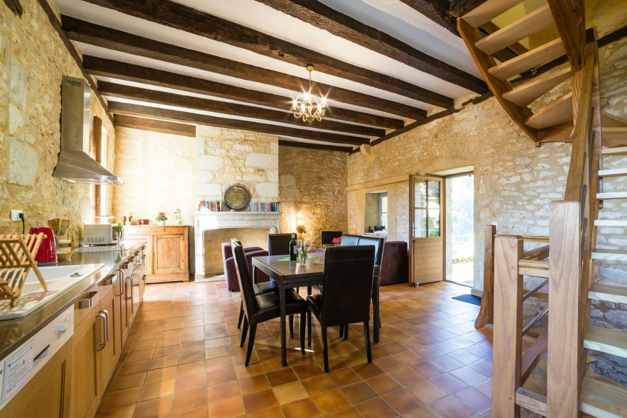 Au Coeur De Beynac, Superbe Maison Du 14Eme Siecle Avec Jardin Panoramique Exterior foto
